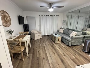 スマートテレビ、書庫