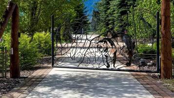 Enceinte de lâhĂ©bergement