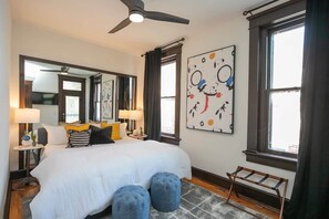 4 chambres, fer et planche à repasser, Wi-Fi, draps fournis