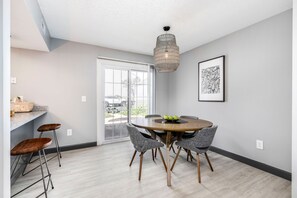 Dining - Modern 2 Bedroom Townhome in Westerville (Westerville)