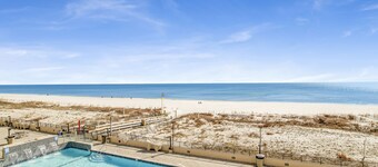Phoenix X #308 - Prime Location with Plenty of Space; Overlooks the Gulf!