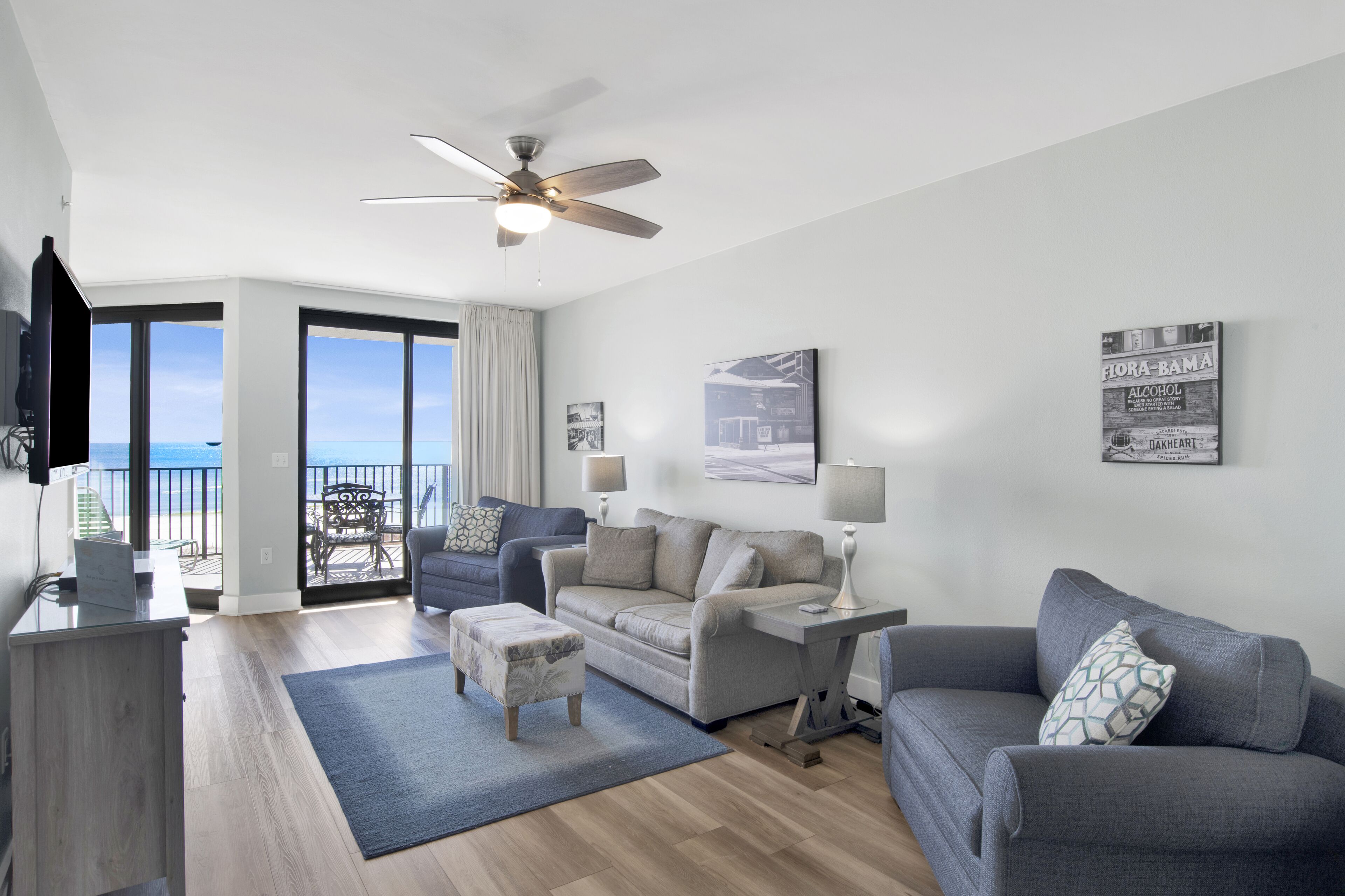 Phoenix X #308 - Prime Location with Plenty of Space; Overlooks the Gulf!