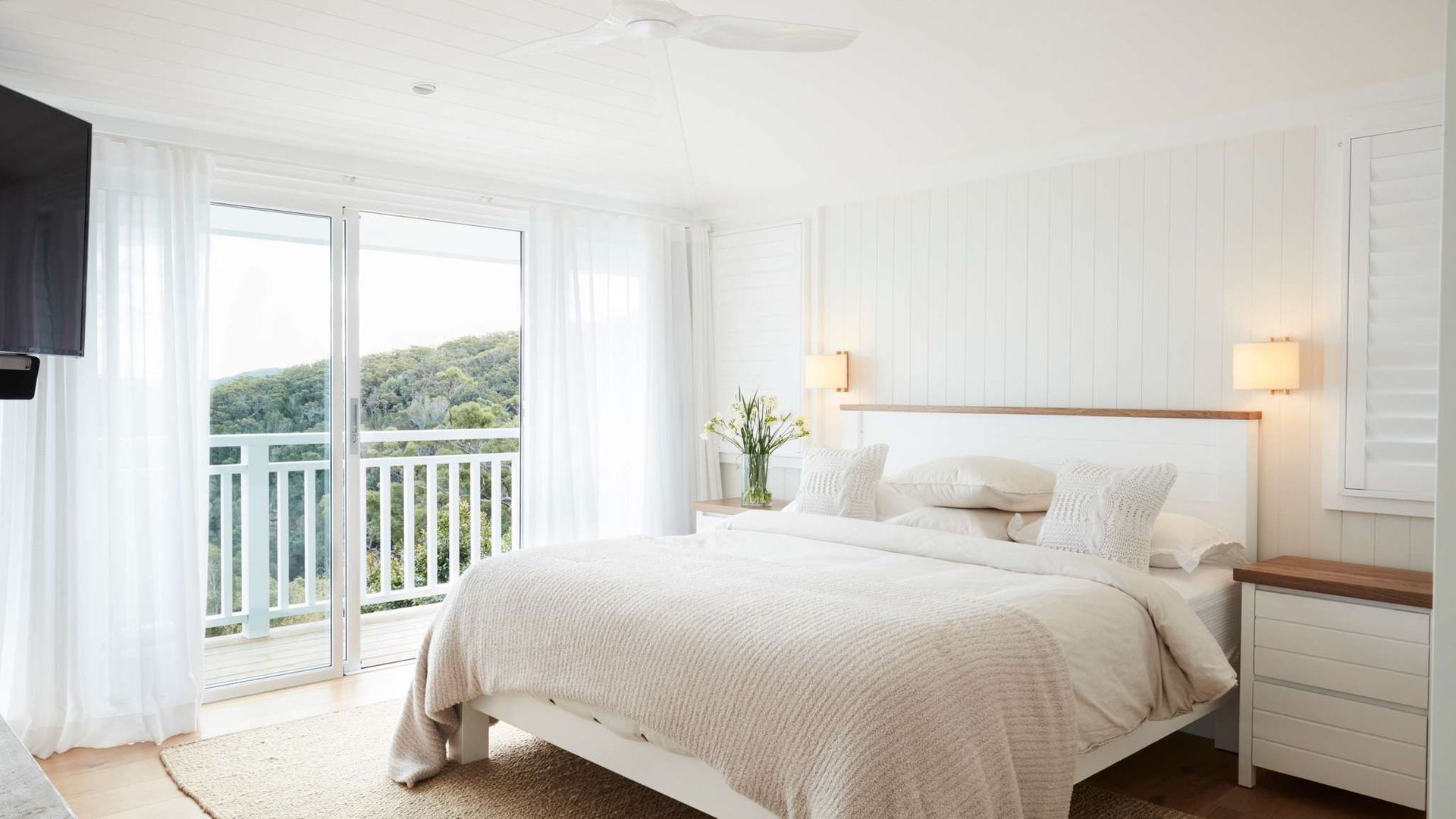 Lotus by Contemporary Hotels — image 25