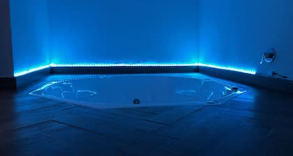 Magnolias Boutique Suites & SPA