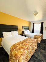 笔记本电脑工作区、遮光窗帘、熨斗/熨板、免费 WiFi