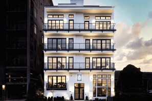 Front of property - The 121 Hotel (Nashville)