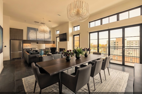 Presidential Penthouse, Terrace (1 Bedroom) | 1 bedroom, minibar, in-room safe, individually decorated