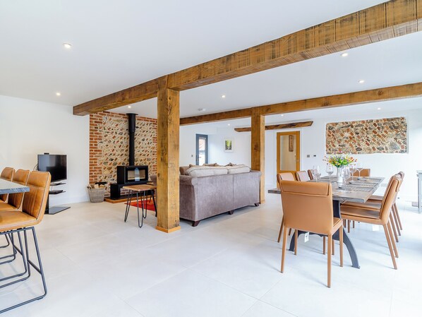 Interior - Kestrel Barn-UK31353 (Swaffham)