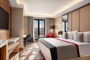 Premium bedding, minibar, in-room safe, desk - Ramada Residences by Wyndham Balikesir (Balikesir)