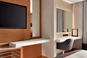 Premium bedding, minibar, in-room safe, desk - Ramada Residences by Wyndham Balikesir (Balikesir)
