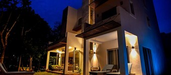 Beautiful 5-Room Villa w/Private Pool in Puerto Morelos — 5 min from the beach!