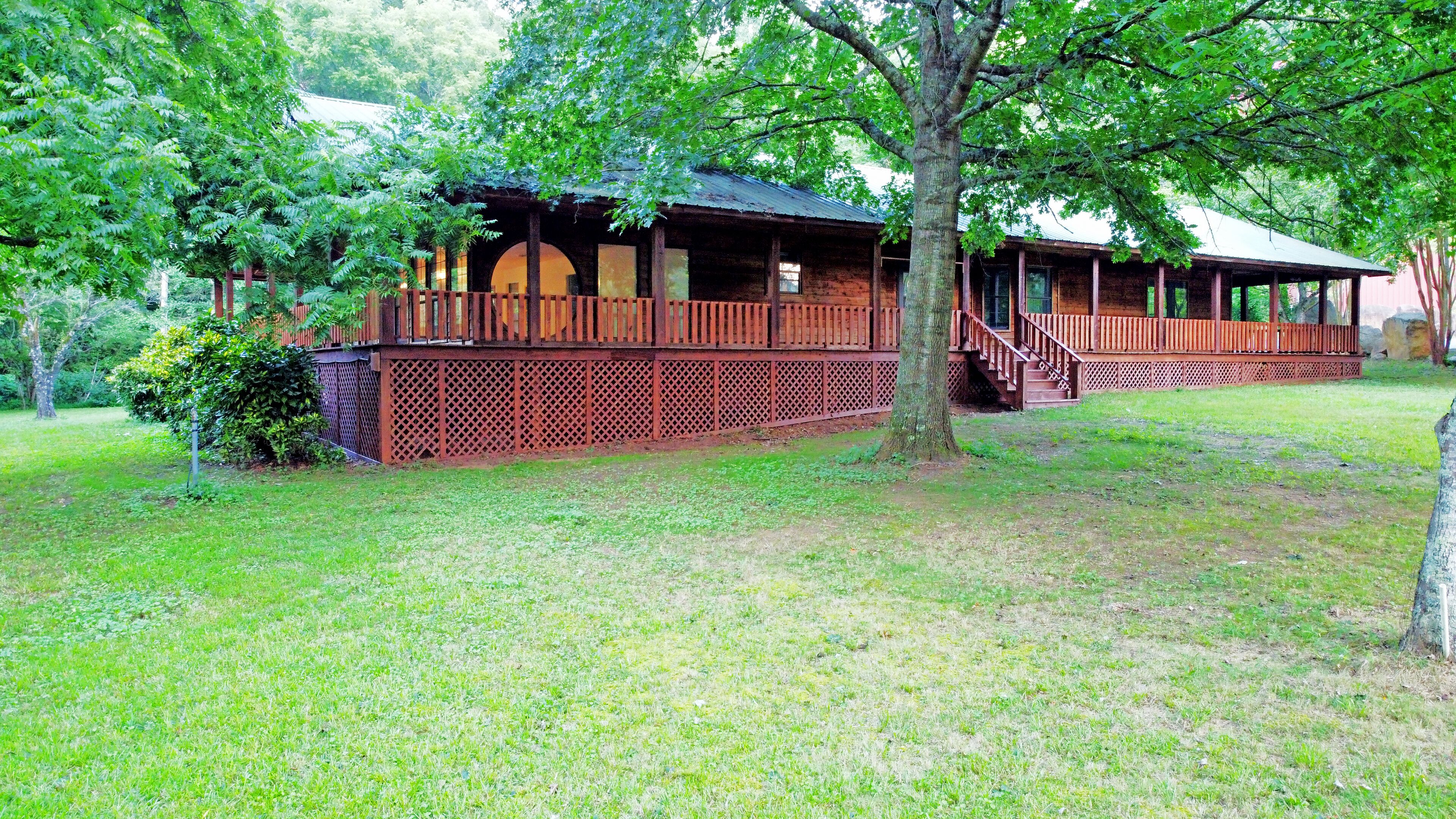 12 Best PetFriendly Cabins Near Guntersville Lake, Alabama, USA