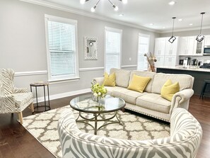 Smart TV, fireplace, offices