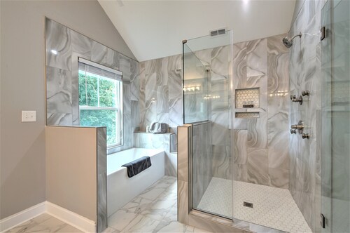 Luxurious Ladson House-B in Greenville, South Carolina