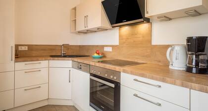 Appartement "Obsthof SchÀfler" à la ferme avec vue sur la montagne et le jardin