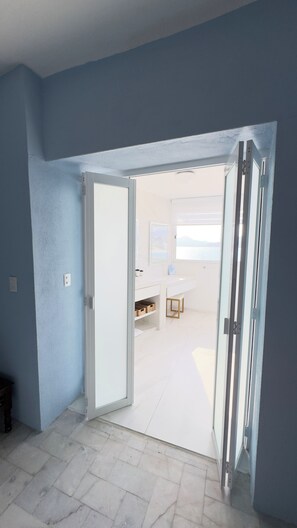 Interior - Spectacular views!!! With a stunning sunsets. (Península de Santiago)