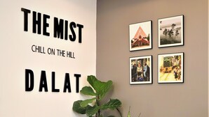 Lobby sitting area - THE MIST DALAT (Xuan Huong - Da Lat)