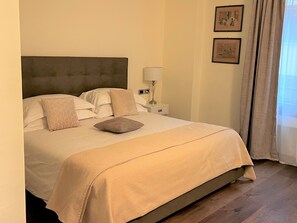 Habitación doble | Sábanas de algodón egipcio, ropa de cama de alta calidad, caja fuerte