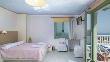 Studio, 1 chambre, fumeurs, balcon | 1 chambre, fer et planche à repasser, draps fournis