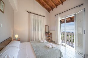 4 soverom, safe på rommet, strykejern/-brett og wi-fi