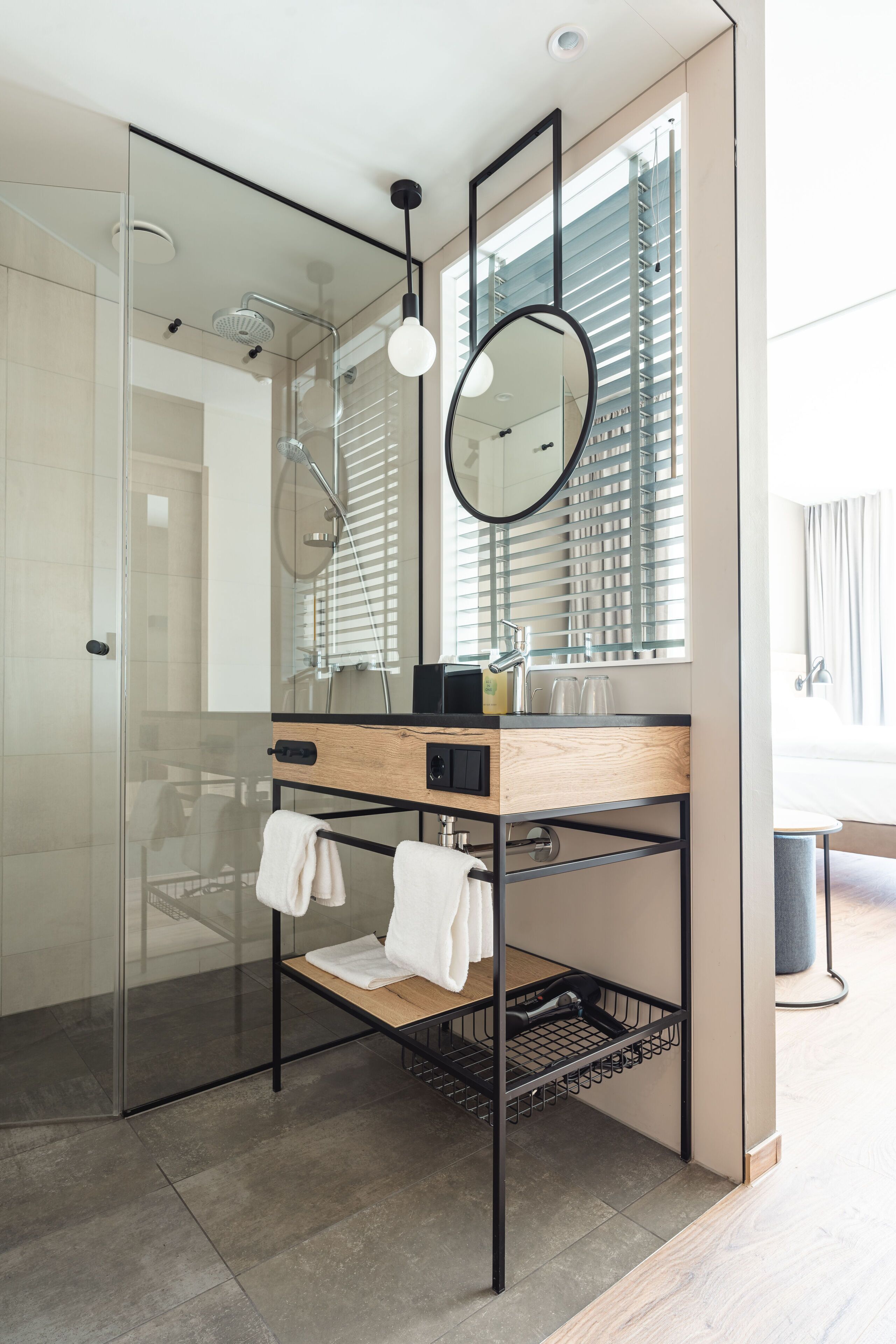 double room | bathroom | shower, hair dryer, bathrobes, towels