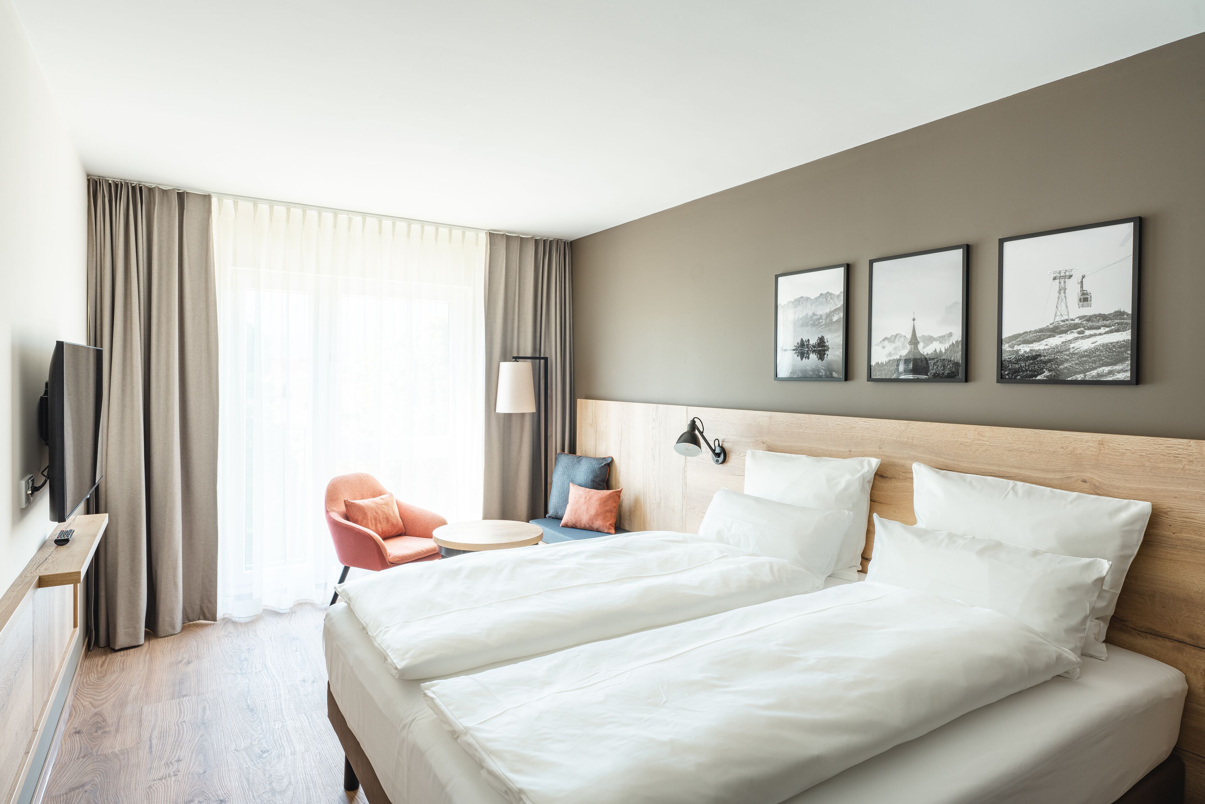 double room | free wifi, bed sheets