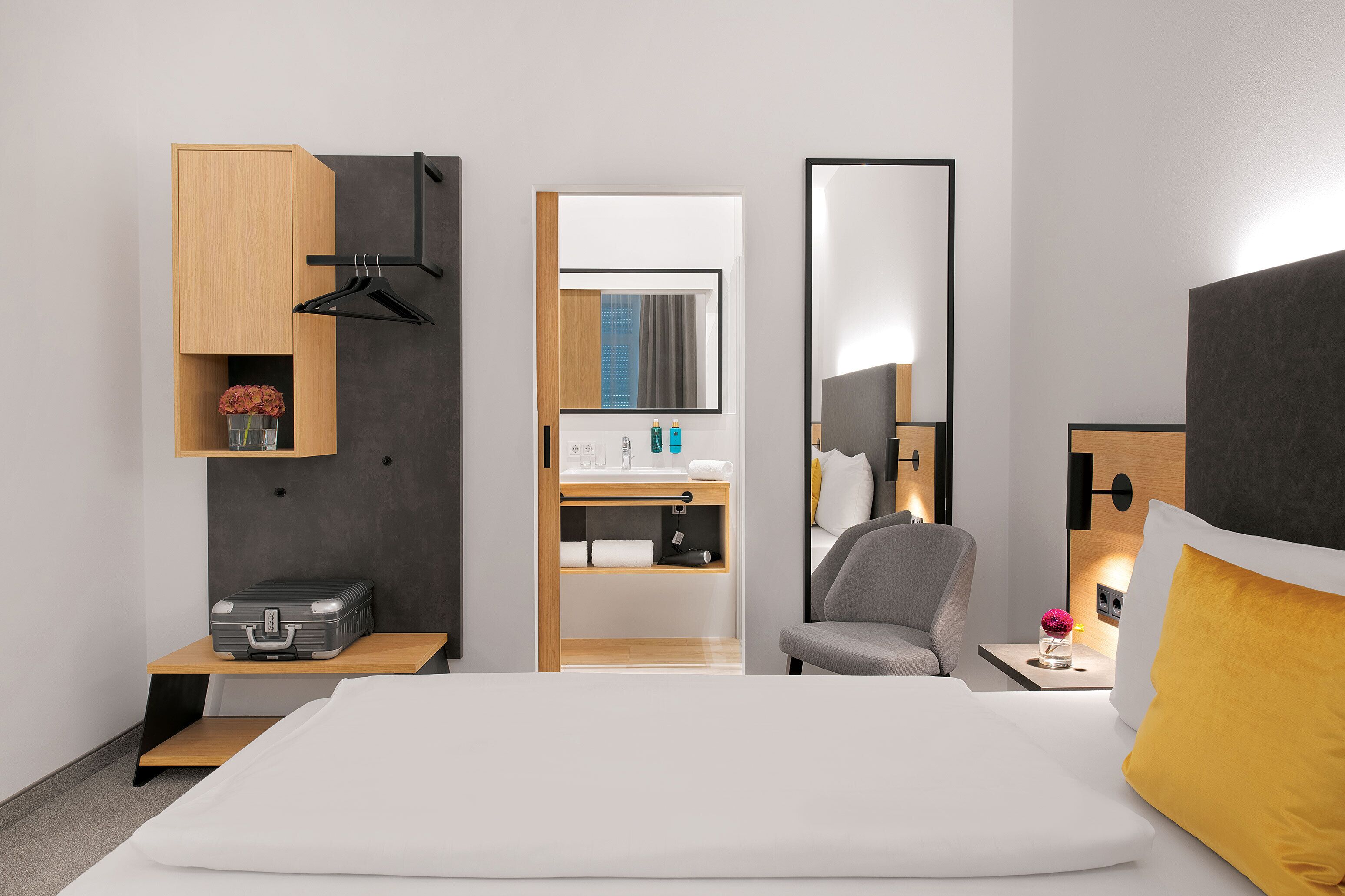 1 bedroom, desk, laptop workspace, free wifi