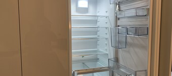 Stylish and Immaculate 2-bed Apartment in Leigh