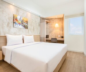 Escrivaninha, quartos à prova de som, ferros/tábuas de passar roupa