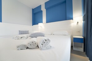 Deluxe Double Room, Balcony | Minibar, laptop workspace, blackout drapes, soundproofing - Terrazze Naos (Agrigento)