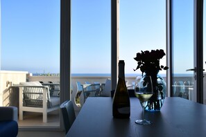 Minibar, laptop workspace, blackout curtains, soundproofing - Terrazze Naos (Agrigento)