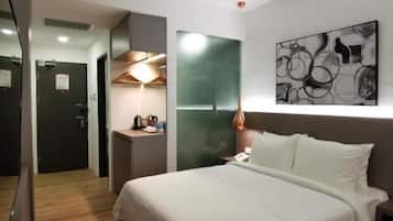 Classic Double Room | Hypo-allergenic bedding, individually decorated, individually furnished