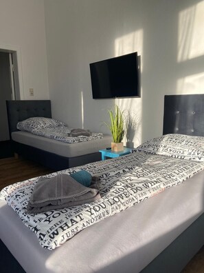 2 bedrooms