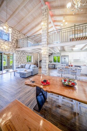 Dining - Daphne's Villa Two (Karousades)