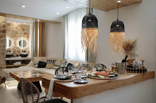 Luxurious Apartment in the heart of Naxos Town