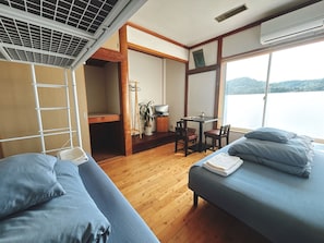 Dreibettzimmer, Nichtraucher, Meerblick | Bettwäsche