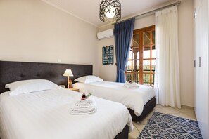 2 chambres, fer et planche à repasser, Wi-Fi gratuit, draps fournis