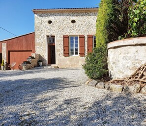 Exterior - Les Sources (Saint-Félix-de-Foncaude)