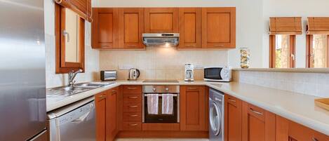 冰箱、烤箱、洗碗机、茶具/咖啡用具