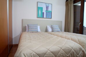 2 chambres, fer et planche à repasser, Wi-Fi gratuit, draps fournis