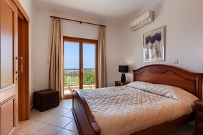 5 dormitorios, tabla de planchar con plancha, wifi gratis y ropa de cama