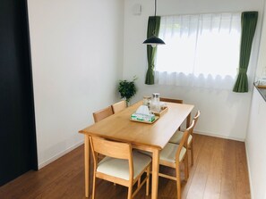 Dining - Tsukasa Ikenya sea town life  5G highspeed WiFi  / Fujisawa Kanagawa (Fujisawa)