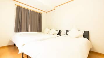 3 bedrooms, desk, free WiFi, bed sheets