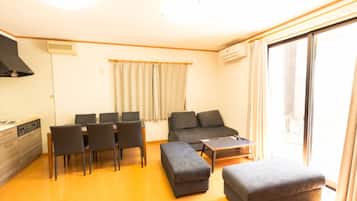 TV, Netflix, streaming services, offices