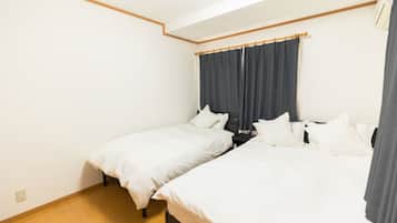 3 bedrooms, desk, free WiFi, bed sheets