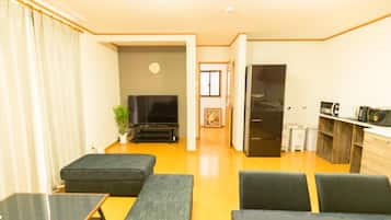 TV, Netflix, streaming services, offices