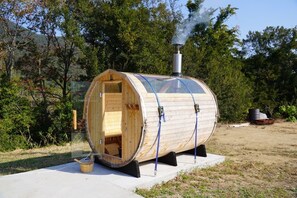 Enceinte de lâhĂ©bergement
