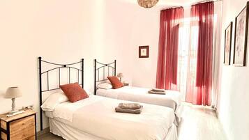 Standard Apartment, 2 Bedrooms (4A) | Iron/ironing board, free cribs/infant beds, free WiFi, bed sheets