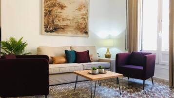 Appartement, 2 chambres (3D) | Coin séjour | Télévision à écran plat