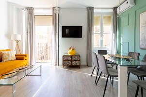 Apartment, 2 Bedrooms | Living area